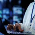 Jaké jsou důvody a výhody IT outsourcingu?